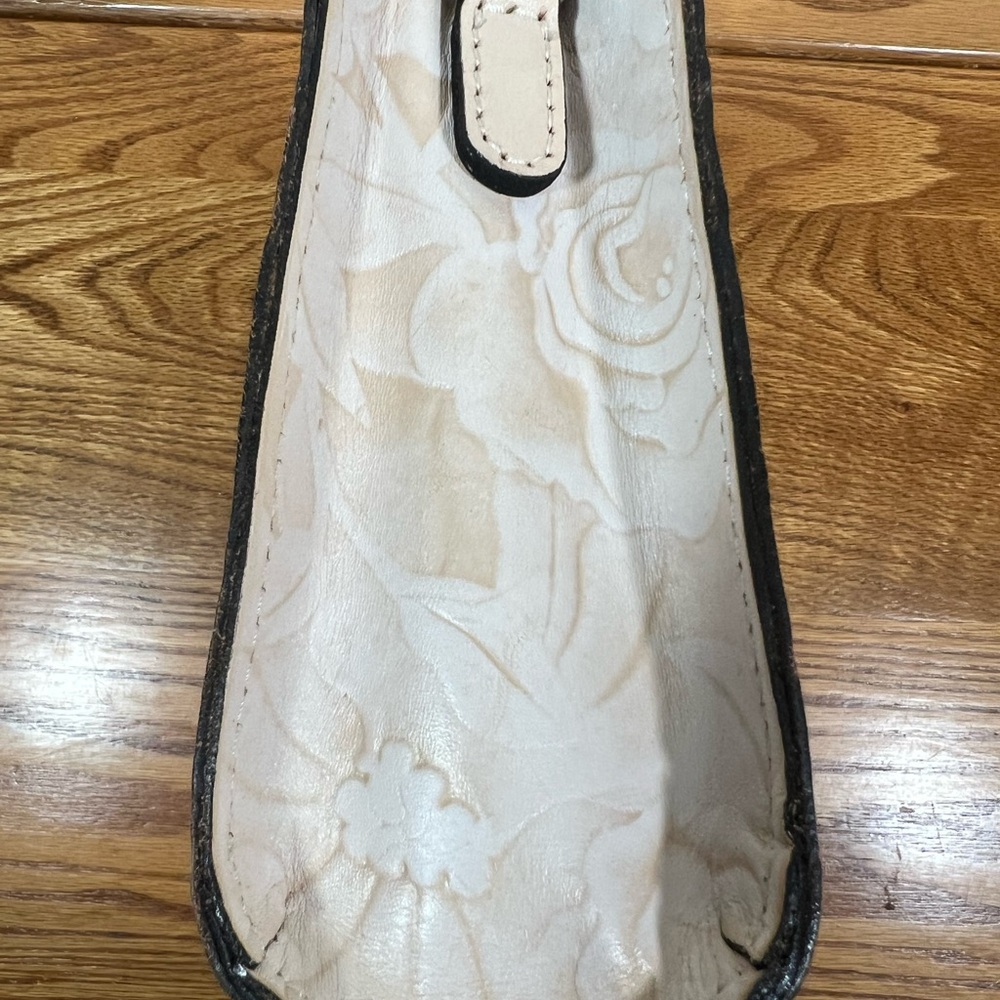 Patricia Nash Shoulder Bag Champagne Floral Leather Chain Strap - Picture 9 of 16